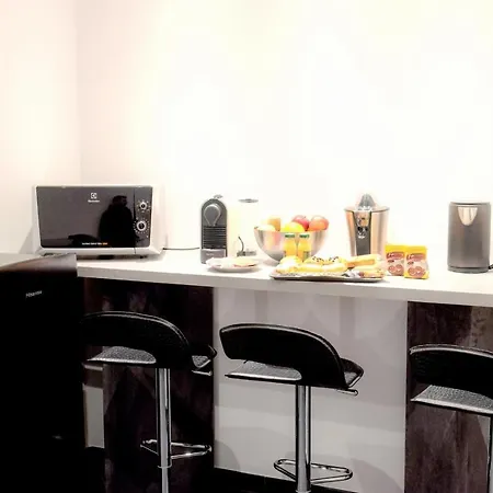 Airport Deluxe Bed & Breakfast Bari