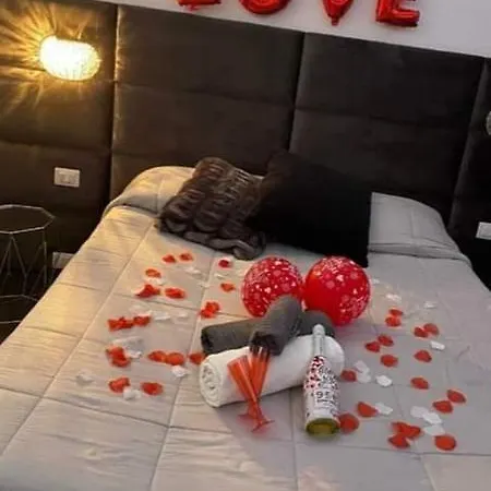 Airport Deluxe Nocleg ze śniadaniem 3*