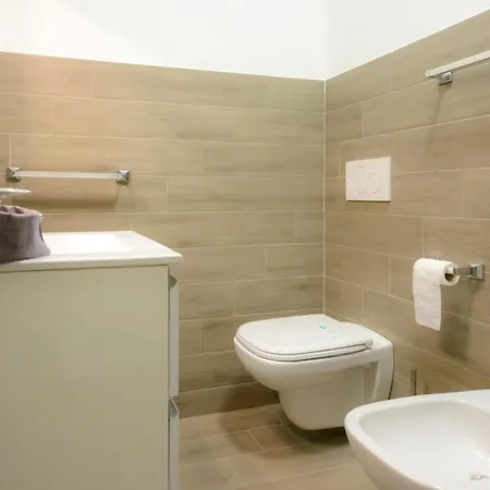 Airport Deluxe Nocleg ze śniadaniem Bari