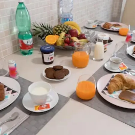 Airport Deluxe Bed & Breakfast