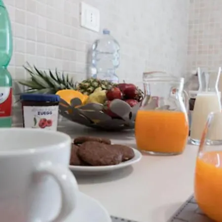 Airport Deluxe 3* Bari