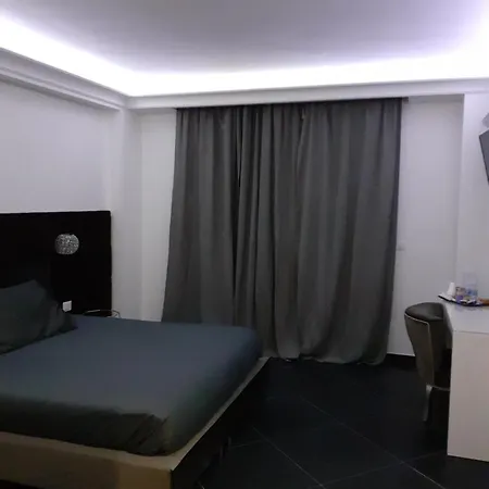 Airport Deluxe 3*