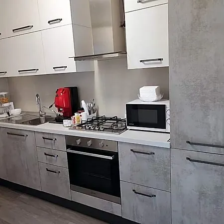 Airport Deluxe Bed & Breakfast Bari