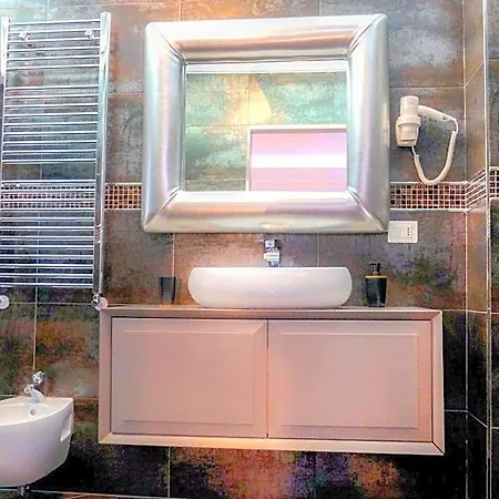 Bed & Breakfast Airport Deluxe 3*