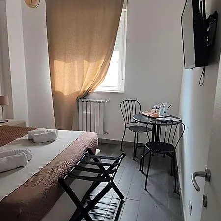 Airport Deluxe Bed & Breakfast Bari